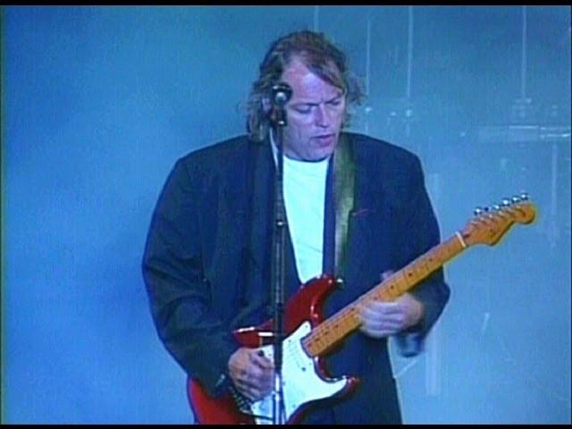 Pink Floyd - Shine On You Crazy Diamond 1990 Live Video
