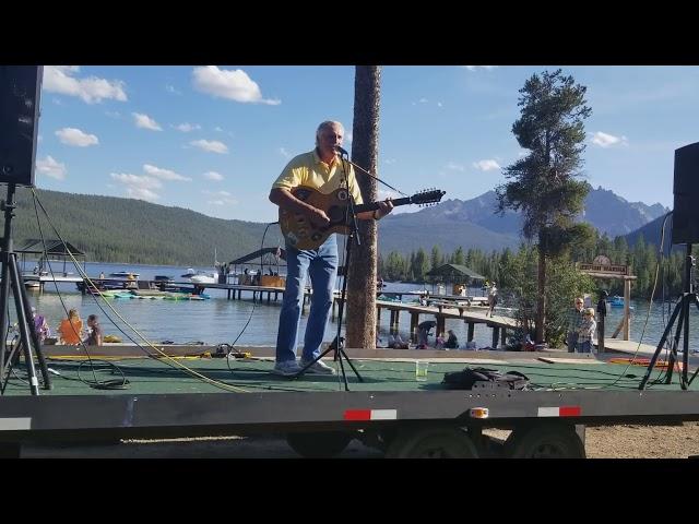 Joe Cannon Sings in Spectacular Setting at Redfish Lake Lodge 2018