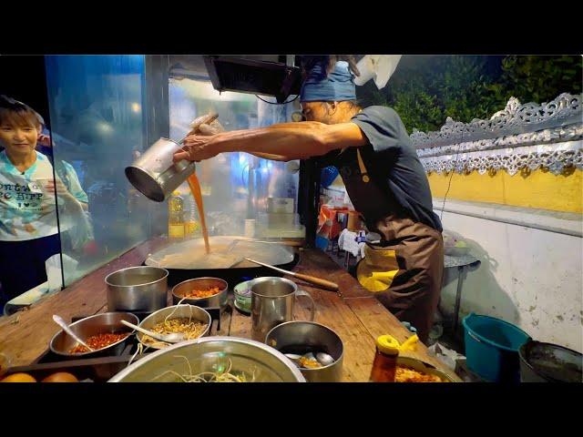 THAI STREET FOOD HEAVEN - From North to South