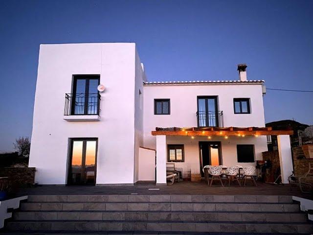 OLV2073 5 bedroom cortijo & pool in Bedar (Almeria) €350,000