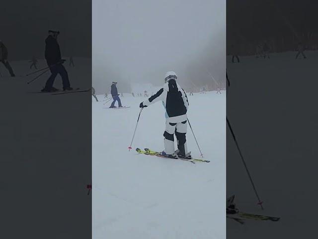 딸과의 스킹 #무주천사 #눈꽃세상  #베스트스키아카데미 #뉴진스키 #무주스키 #스키강습잘하는곳 #shorts #문코치클라스 #효안과 #문이사 #좋은인성 #좋아요 #스키는나의삶