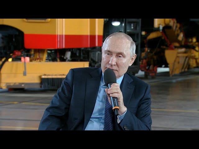 Путин: Сельское хозяйство в России сегодня - это не советские колхозы, а высокотехнологичная отрасль