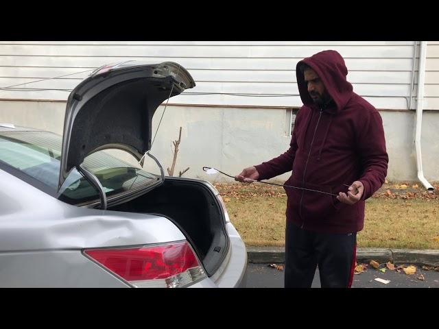 How to replace broken trunk spring