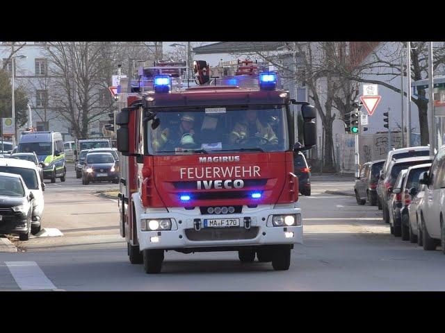 [GROẞBRAND IN RECYCLING FIRMA] Einsatzfahrten zum Großbrand in Mannheim