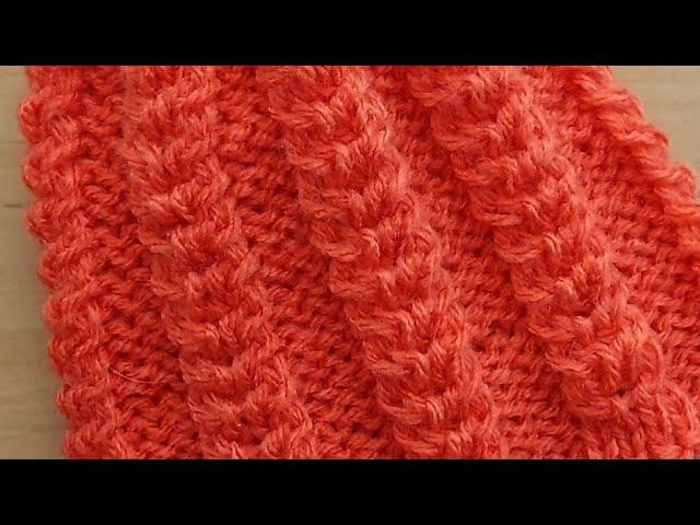 Лёгкий красивый узор спицами для шапочки, свитера, кофточки.