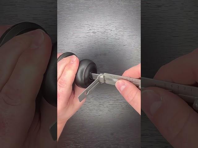 Picking a Schlage Door Knob with the SC1 Lishi