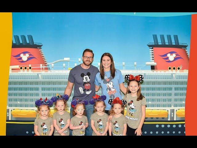 Disney Cruise Part 1 : Riley Takes Over the Vlog