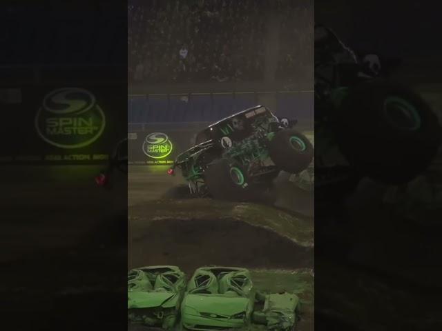 Monster Jam Grave Digger Insane Crash! #monsterjam #shorts