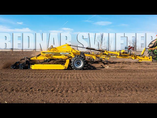 Soil preparation | Seedbed cultivator BEDNAR Swifter SE 10000 with John Deere 8400R