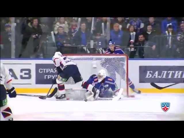 Юдин спасает ворота СКА / Yudin deflects Wolski's shot with his legs