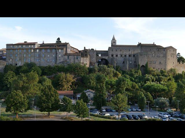 A walk in Viterbo, the "city of popes". Viterbo, Latium, Italy . Slow TV | 4K HDR