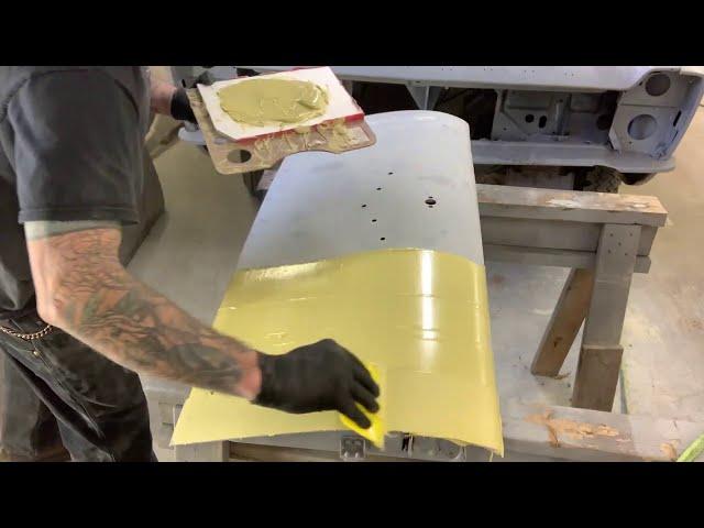 Auto Body: Bodywork a large panel quickly using Roberlo Maxifill