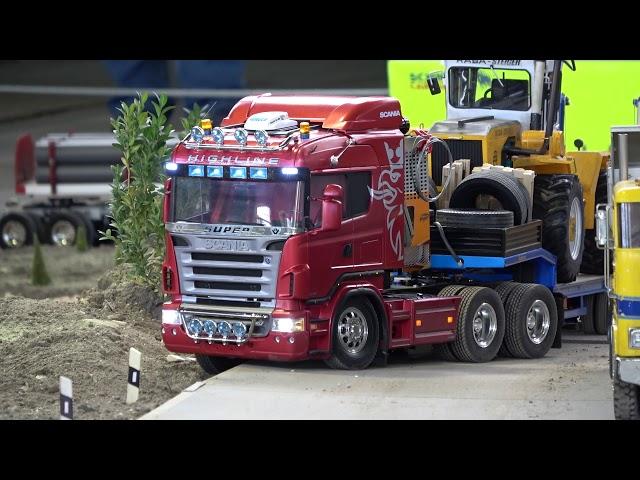 RC Truck Scania in action: non-intentional offroad