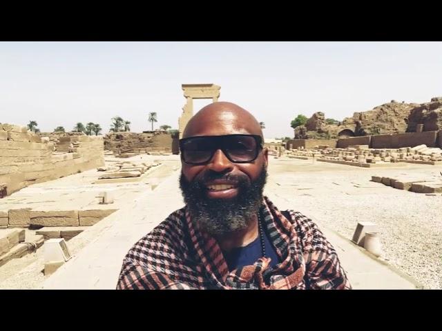 Osei Kufuor / AT THE TEMPLE OF DENDARA AND GIVING HONOR TO BOBBY HEMMITT 