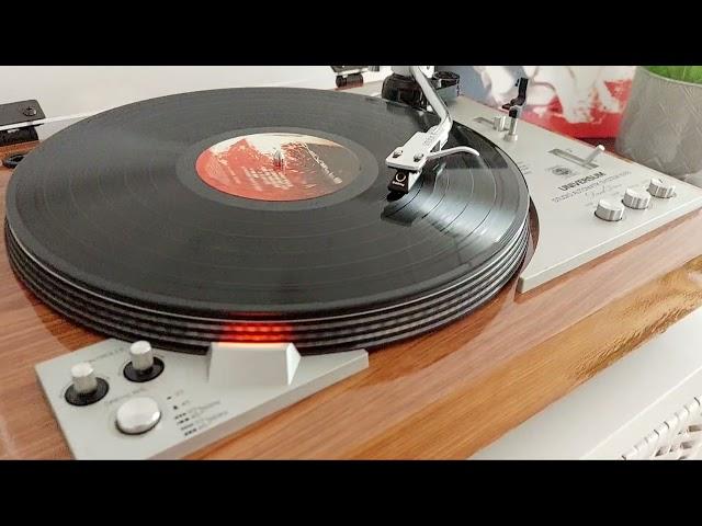 Universum Studio Automatik System 6000 - CHEVELLE - The Red