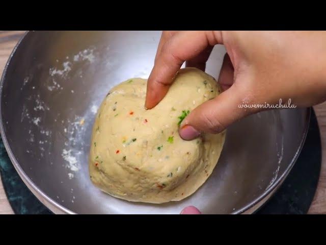 In the hurry mornings make this Simple easy & quick lunch box / breakfast recipe | Aloo Puri Recipe