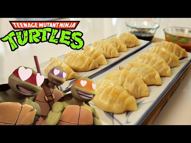 How to Make PIZZA GYOZA from Teenage Mutant Ninja Turtles, Feast of Fiction S4 Ep7