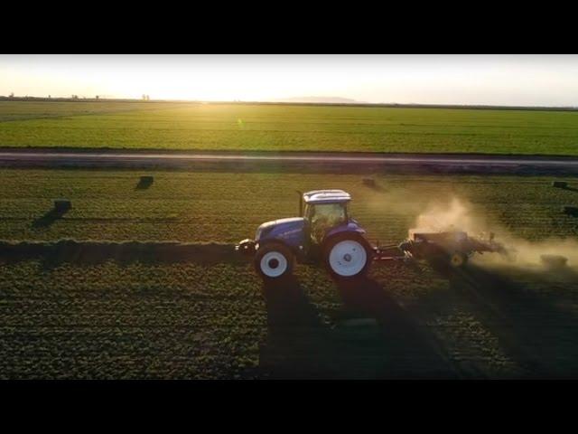 All-purpose heavy duty tractor - The T6: An Overview by New Holland