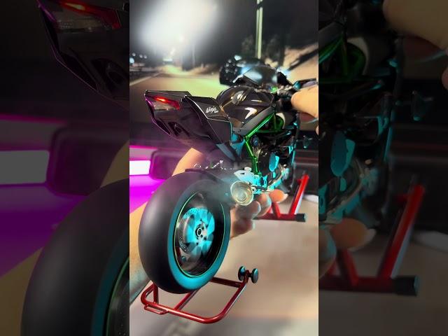 The Kawasaki H2R TOY That's Taking the World by Storm