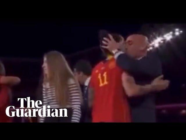 Luis Rubiales kisses Jenni Hermoso after Spain’s victory in World Cup final