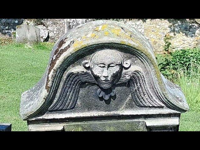 FALKLAND OLD CEMETERY, SCOTLAND