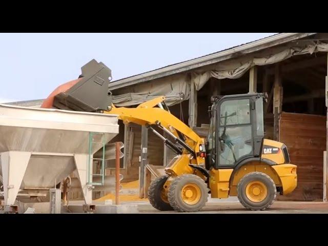 Cat® 903C Compact Wheel Loader Overview (North America)