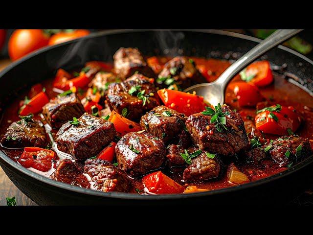 The BEST recipe for One-Pan Pork Stew! With vegetables and tomato sauce!