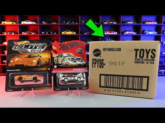 What's in this Hot Wheels Case?