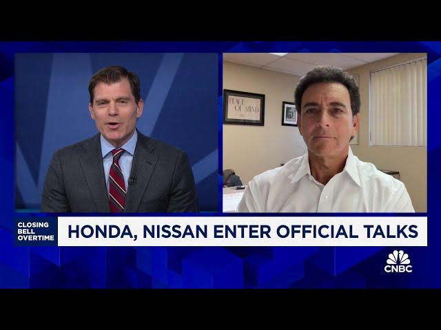 Japanese government hoping to protect auto industry with possible Honda-Nissan merger: Fmr. Ford CEO