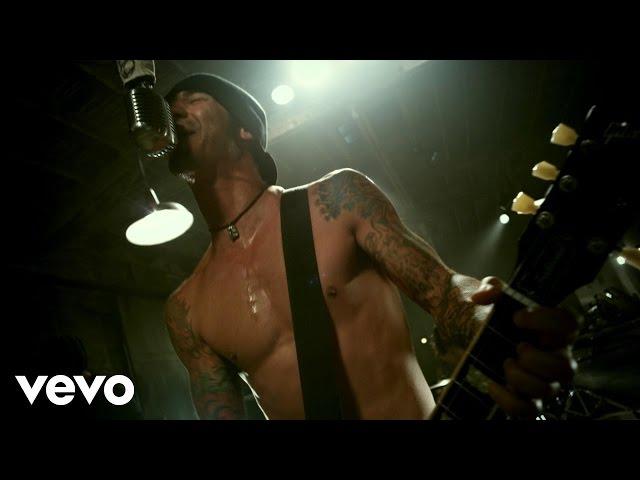 Godsmack - Cryin' Like A Bitch!! (Official Music Video)