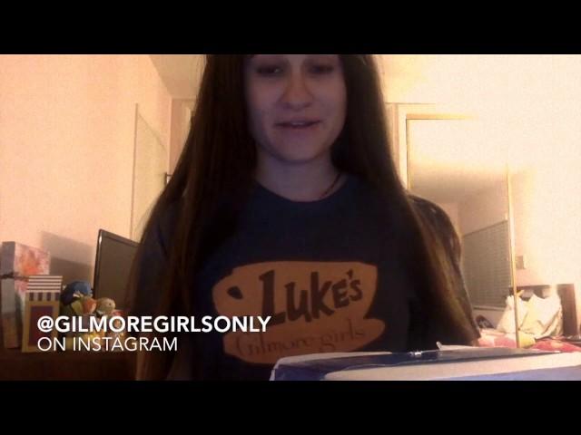 Unboxing the Gilmore Girls Max Box