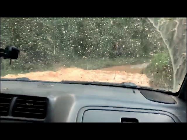 Suzuki Vitara é bom? Trilha - 4x4