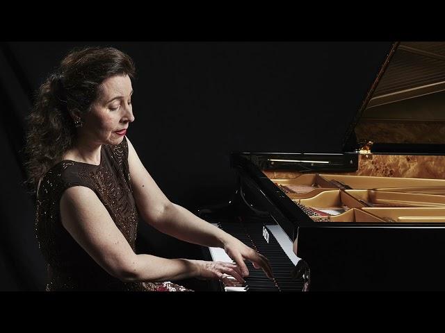 Angela Hewitt - Scarlatti Sonatas, Granados, Albéniz, Falla Fantasia Baetica (London 2014)