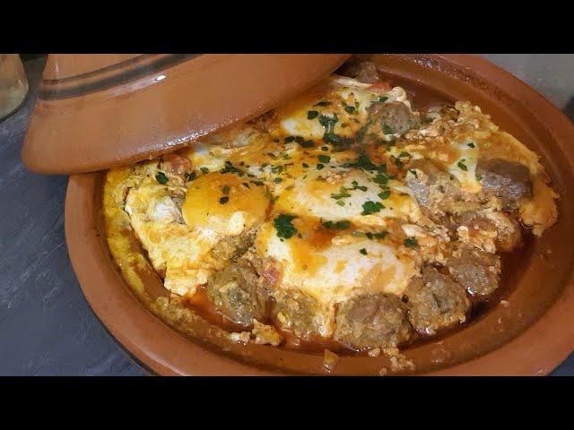 Tajine Kefta aux œufs طاجين بالكفتة و البيض و مطيشة من اسهل و الذ ما يكون