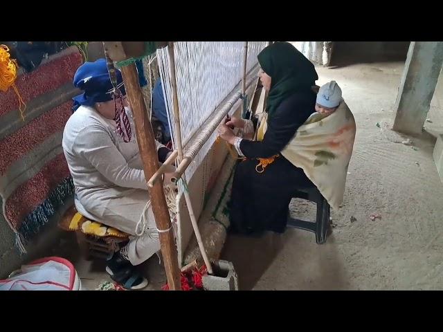 BERBER TRADITIONAL CARPETS WEAVING, OURIKA VALLEY,  MOROCCO