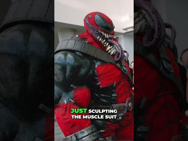 This $2,000 VenomPool cosplay is INSANELY good! #sdcc #cosplay #comiccon