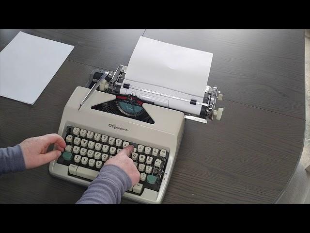 TYPEWRITER TUTORIAL | 1966 Olympia SM9 Vintage Typewriter