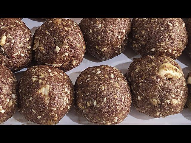 ਅਲਸੀ ਦੀਆਂ ਪਿੰਨੀਆਂ | Alsi de Pinni | Flaxseed laddu Punjabi style | Winter Special