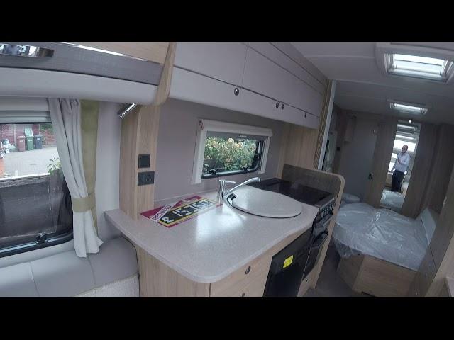 www.thecaravancompany.com present: 2017 Elddis Avante 554