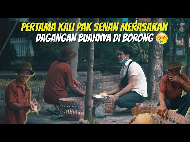 SENENGNYA BUKAN MAIN !!! TERNYATA BELIAU BARU PERTAMA KALI DAGANGANNYA DI BORONG...