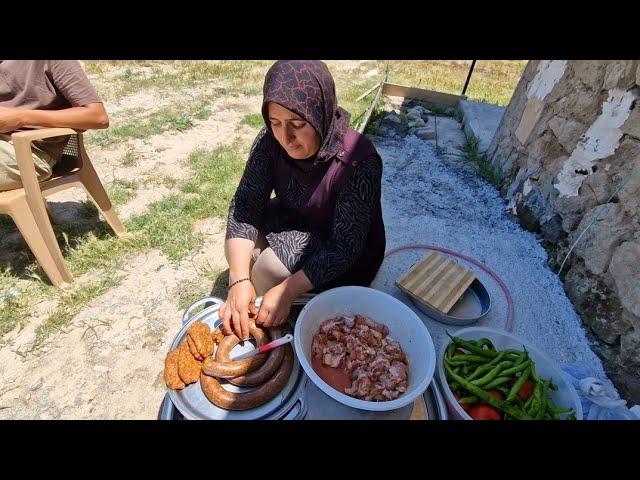 ALIŞVERİŞ İNŞAATIN 2 Cİ KATI BİTİNCE ABİMLER USTALARA MANGAL YAPTIRDI