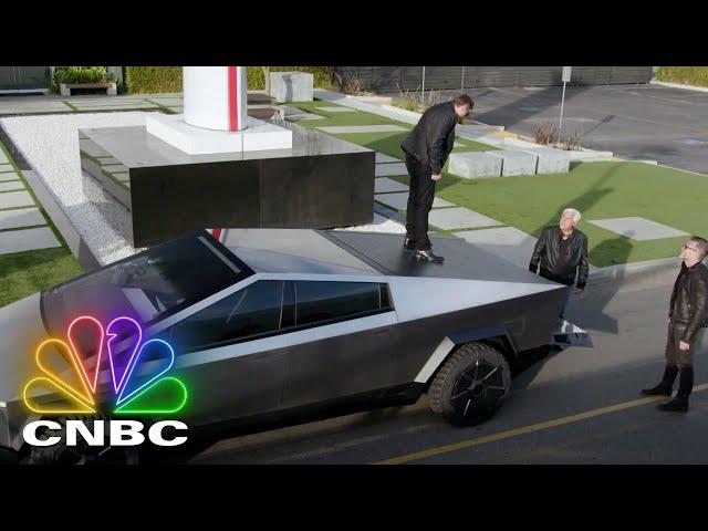 ELON MUSK, JAY LENO AND THE 2021 CYBERTRUCK (FULL SEGMENT) | Jay Leno's Garage