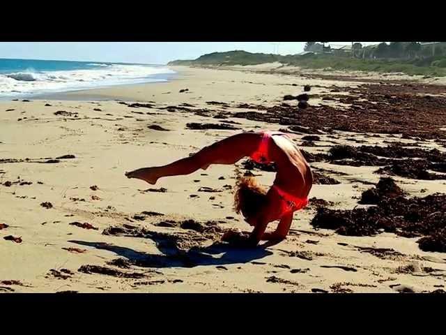 Vrschikasana - forearm scorpion