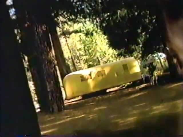 Hostess Twinkies commercial - Bear vs. Trailer (1996)