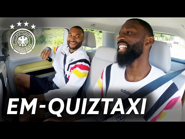 "Diese Frage hat mich zum Schwitzen gebracht!" | Tah & Rüdiger im EM-Quiztaxi