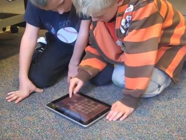 4th Graders Explore iPad for the 1st Time