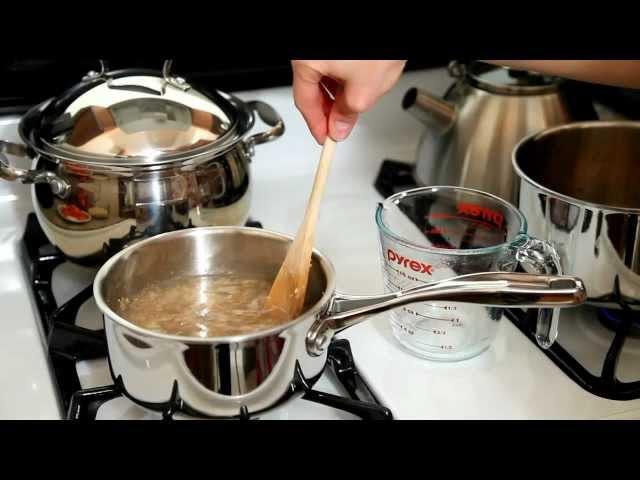Fesenjoon (fesenjan) stew walnut stew persian iranian food recipe