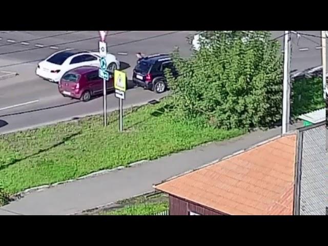 Новости ДТП Красноярск - Совершил аварию и скрылся