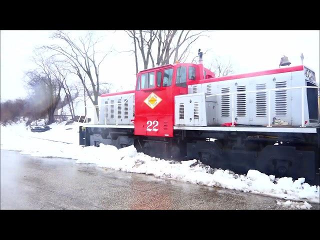 Norfolk Southern's former CEFX Blue units arrive at Wabtec ! Plus a wreck victim on a flat car!