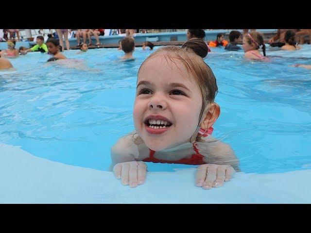 LEARNING TO SWIM ON A DISNEY CRUISE!